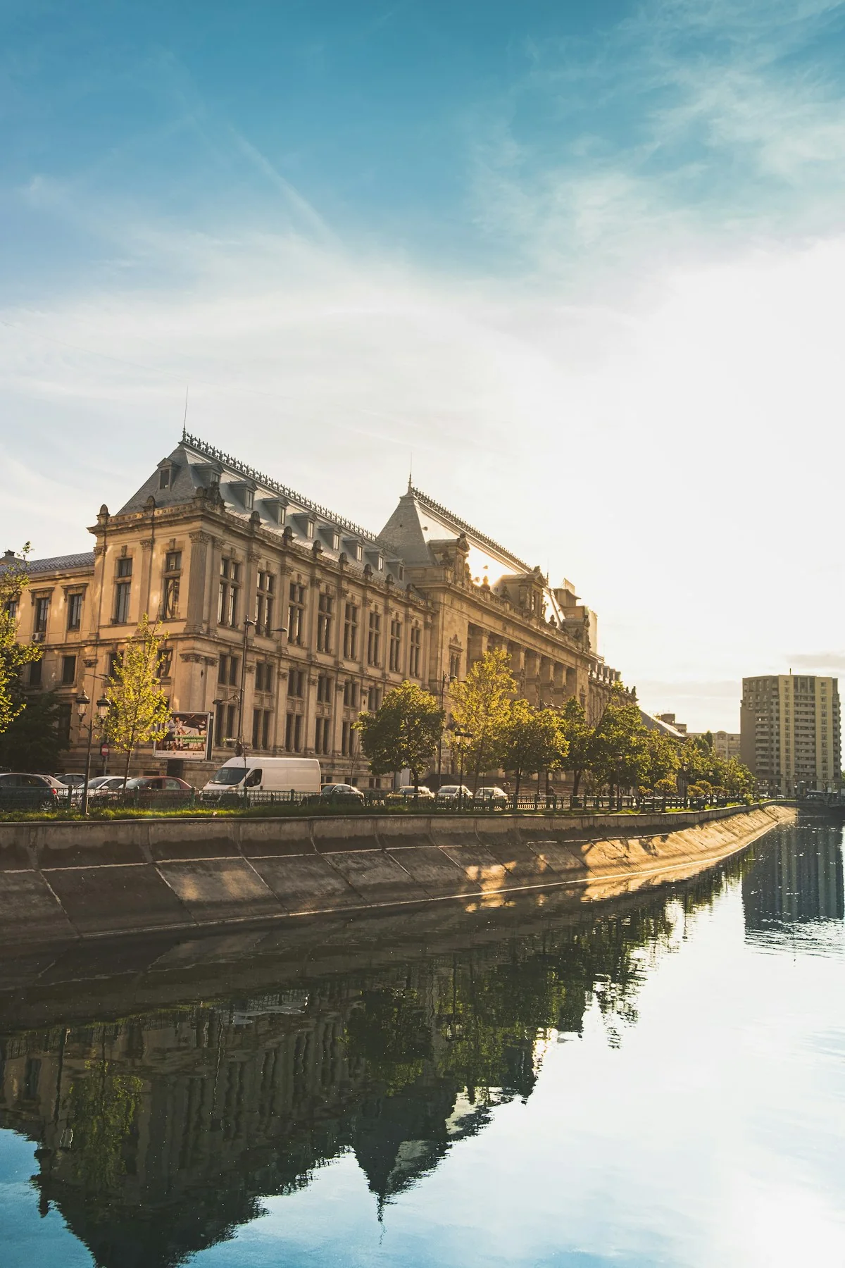 The Palace of Justice on the Dambovita river